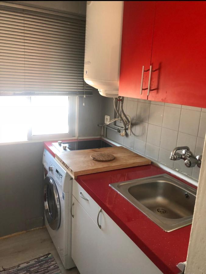 Apartamento 1 Dormitorio Y Salon Con Sofa Cama Bien Comunicado Con El Centro Seville Luaran gambar
