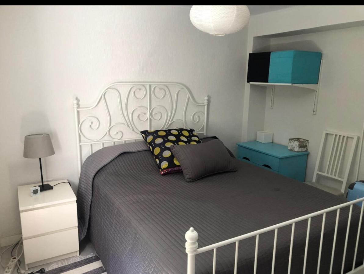 Apartamento 1 Dormitorio Y Salon Con Sofa Cama Bien Comunicado Con El Centro Seville Luaran gambar