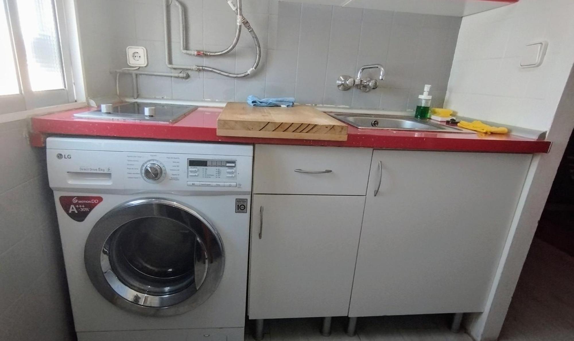 Apartamento 1 Dormitorio Y Salon Con Sofa Cama Bien Comunicado Con El Centro Seville Luaran gambar